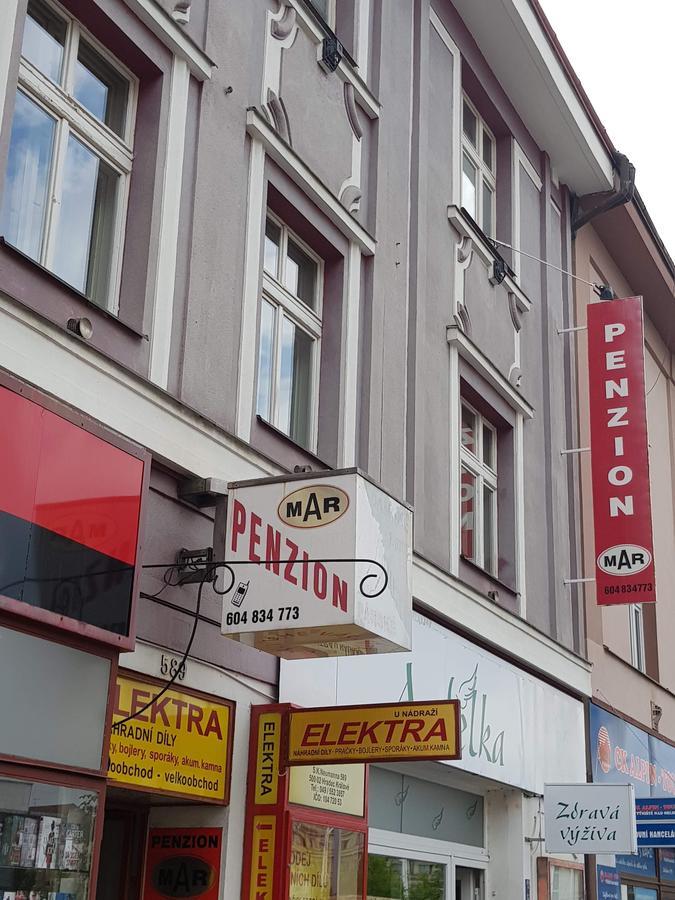 Penzion Mar Hradec Kralove Exterior photo